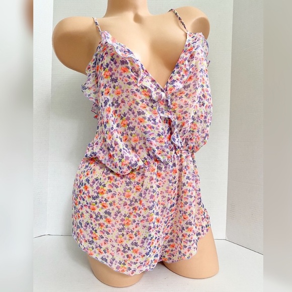 Victoria's Secret Other - Victoria’s Secret sheer floral romper Large